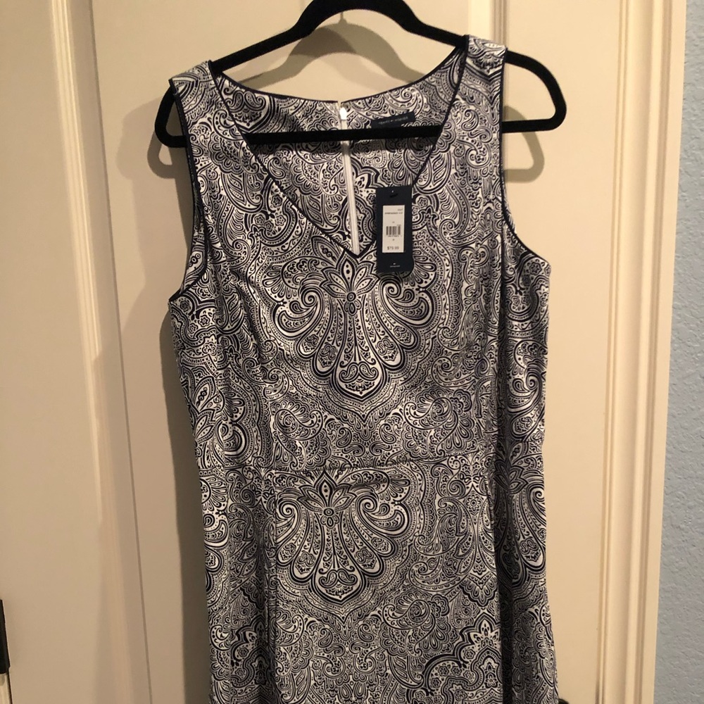 Tommy Hilfiger Dress NWT size 18 Navy and White